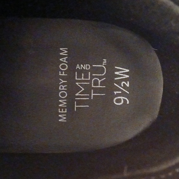 Womens 9 1/2 wide wedge - Picture 5 of 5